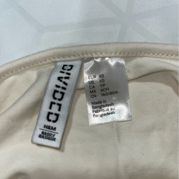 Halter top dress - Picture 3 of 3